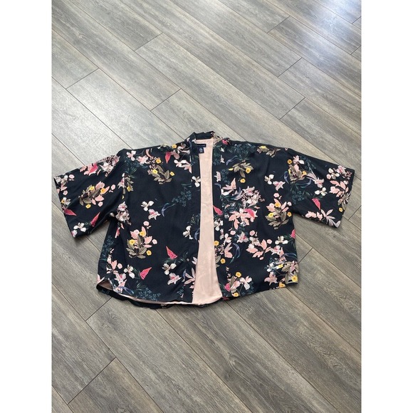 Adrienne Vittadini Women's 3X Black Floral Open Front Kimono Sleeve Oversized - Picture 4 of 8